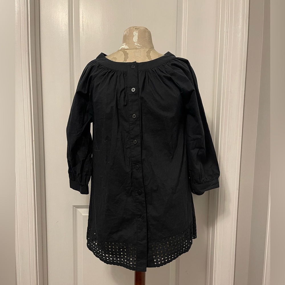 Susan Graver Button Blouse size XS. Smoke free.
